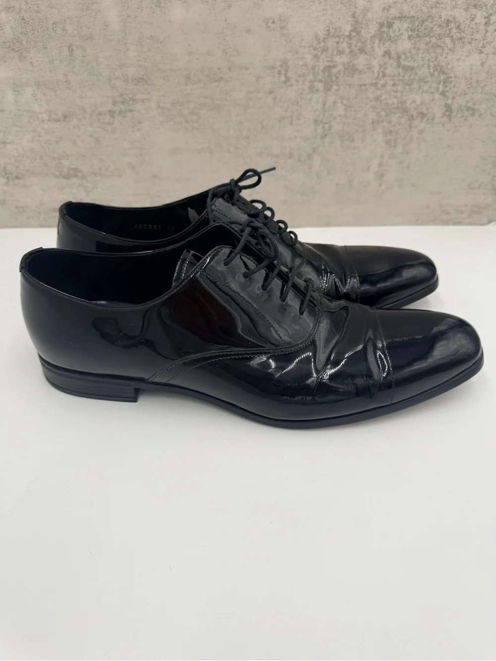 Prada Men’s Size 10 Black Patent Leather Cap Toe Oxford Dress Shoes Italy